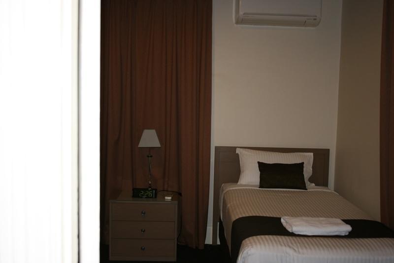 Noah'S Mid City Motor Inn Мъсуелбрук Стая снимка