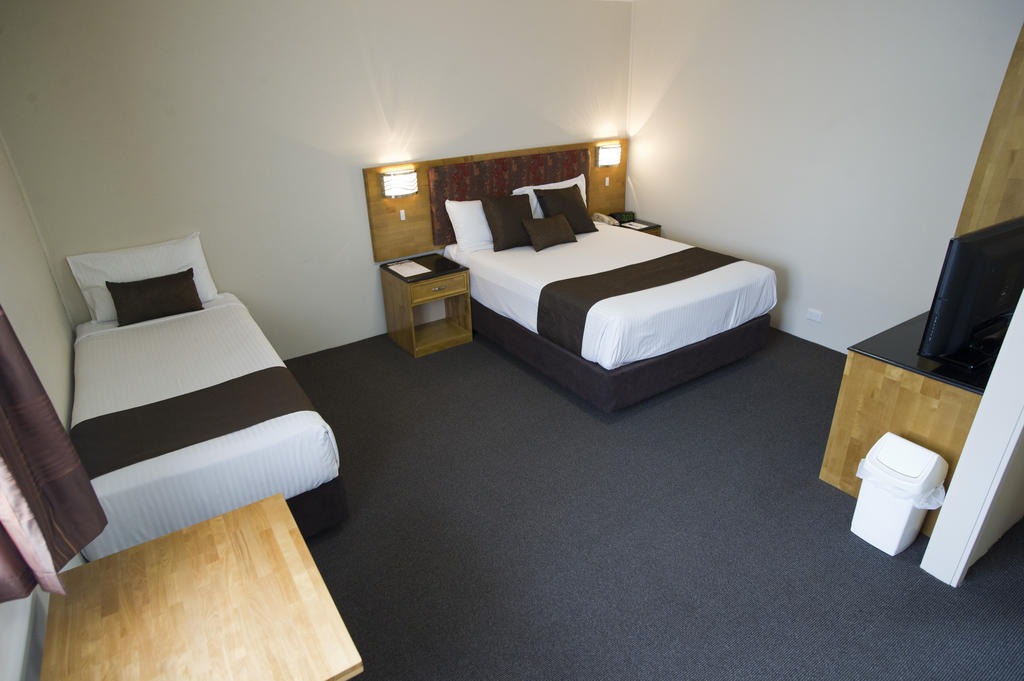 Noah'S Mid City Motor Inn Мъсуелбрук Стая снимка