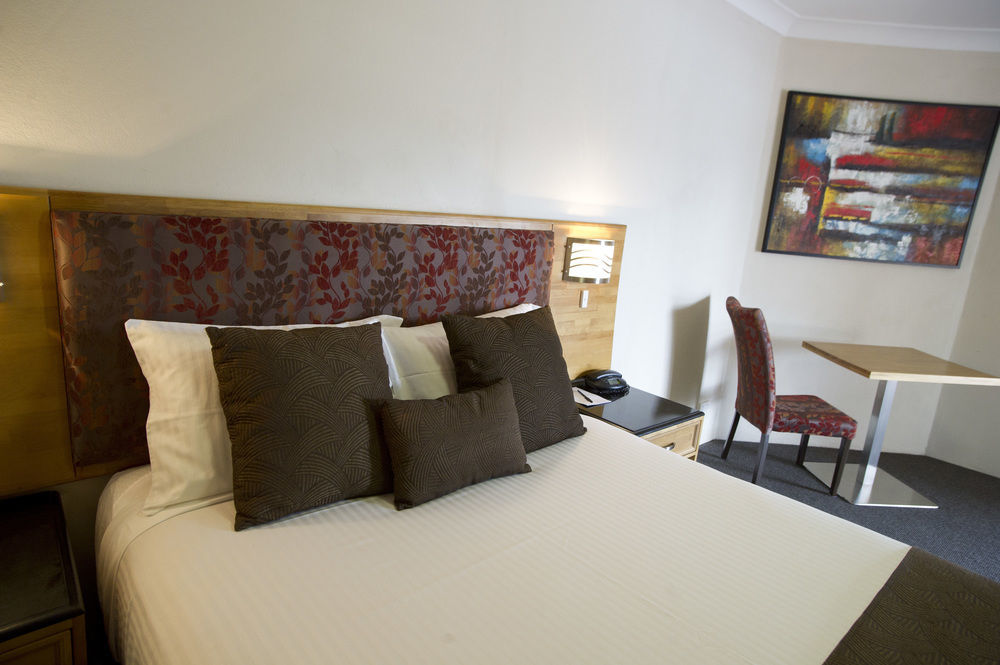 Noah'S Mid City Motor Inn Мъсуелбрук Екстериор снимка