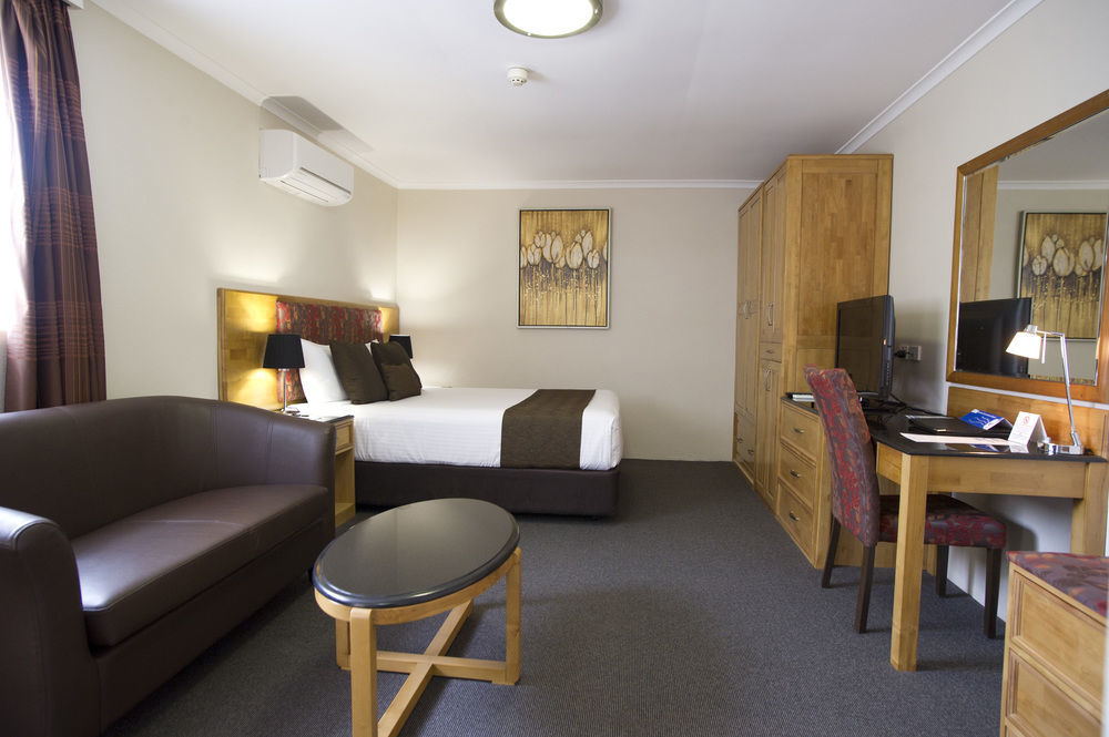 Noah'S Mid City Motor Inn Мъсуелбрук Екстериор снимка